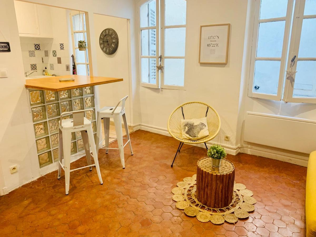 Un Petit Cocon En Plein Centre De Marseille Apartment Exterior photo